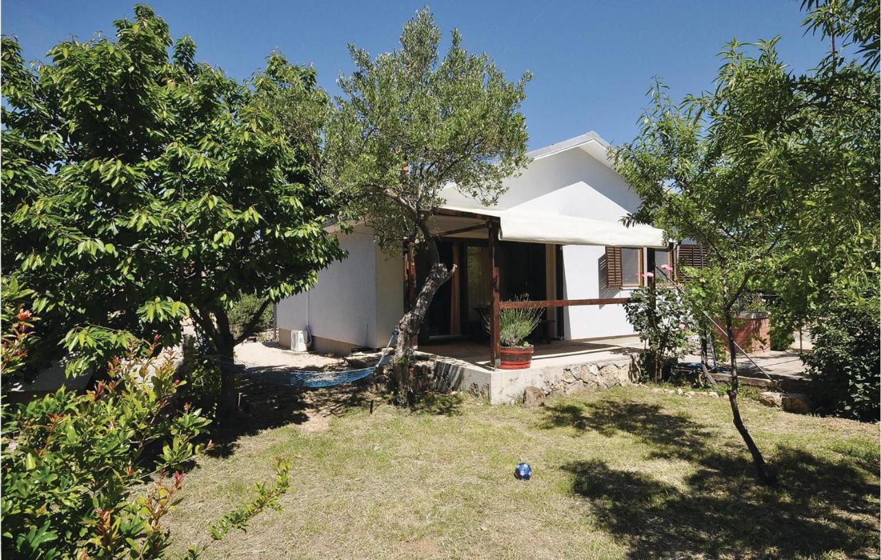 Nice Home In Jezera With Wifi Екстериор снимка